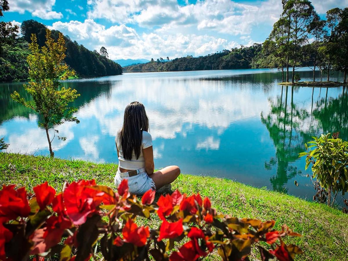 Celeste Glamping Guatape Hotel ภายนอก รูปภาพ