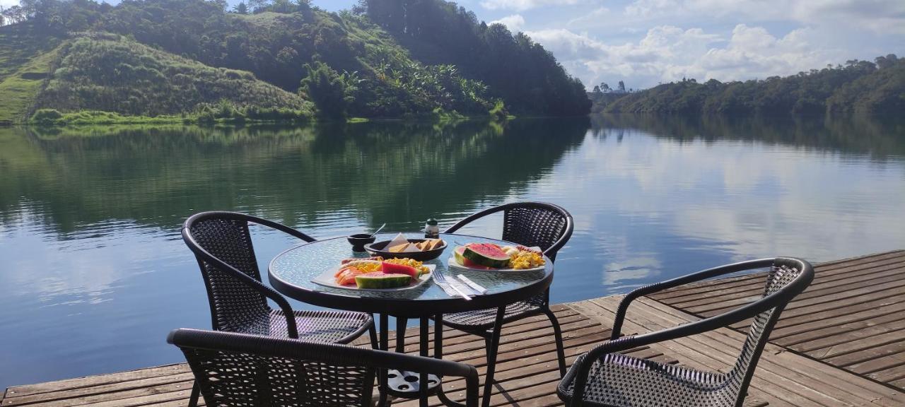 Celeste Glamping Guatape Hotel ภายนอก รูปภาพ